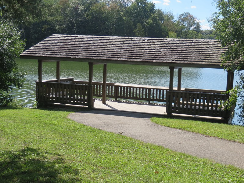 fishing pier shelter